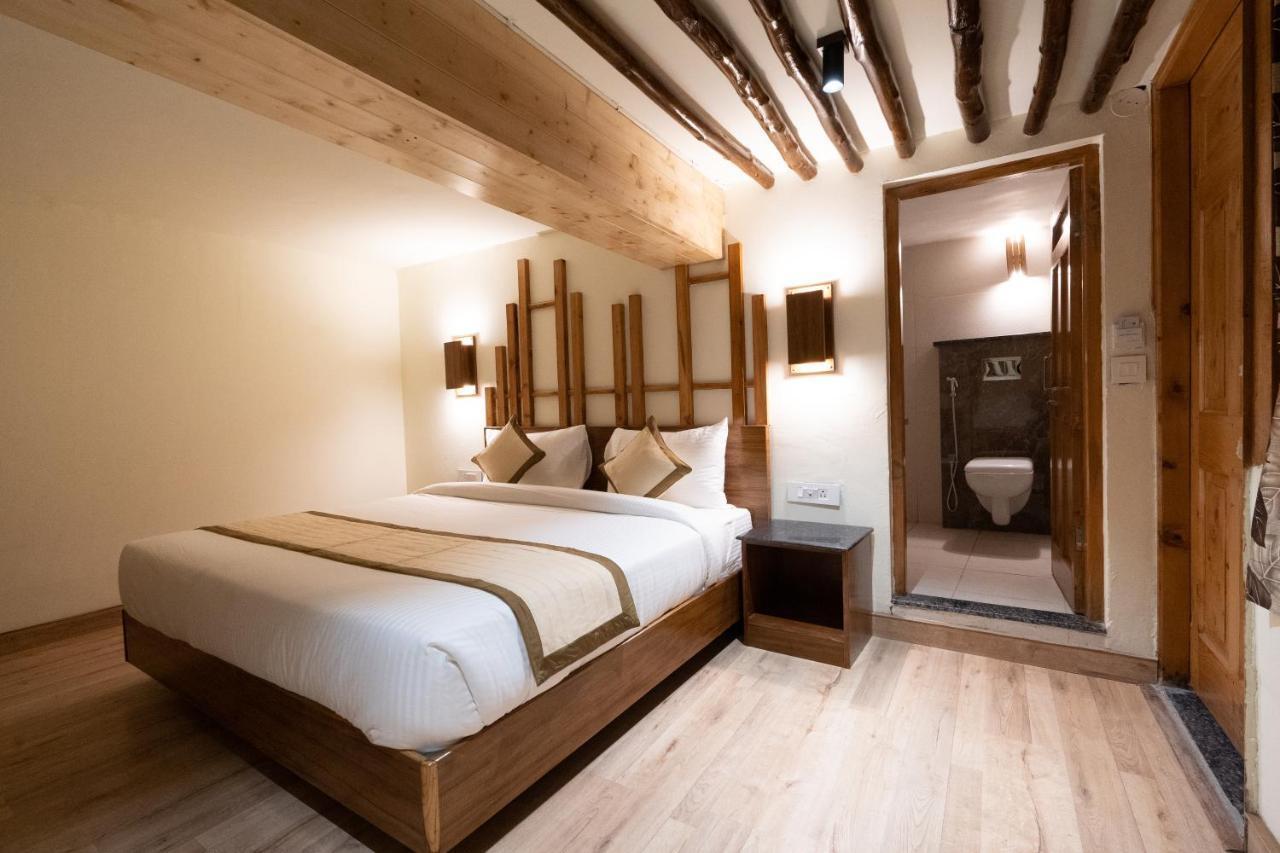 Hotel The Legacy Shimla Esterno foto